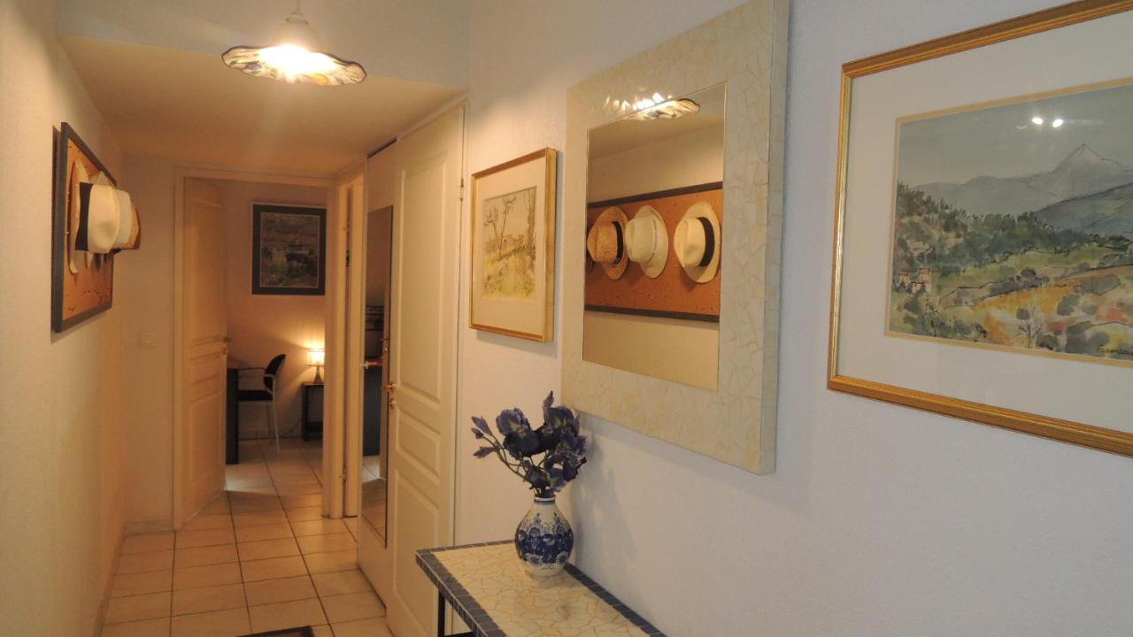 Cannes Palazzio Bagian luar foto